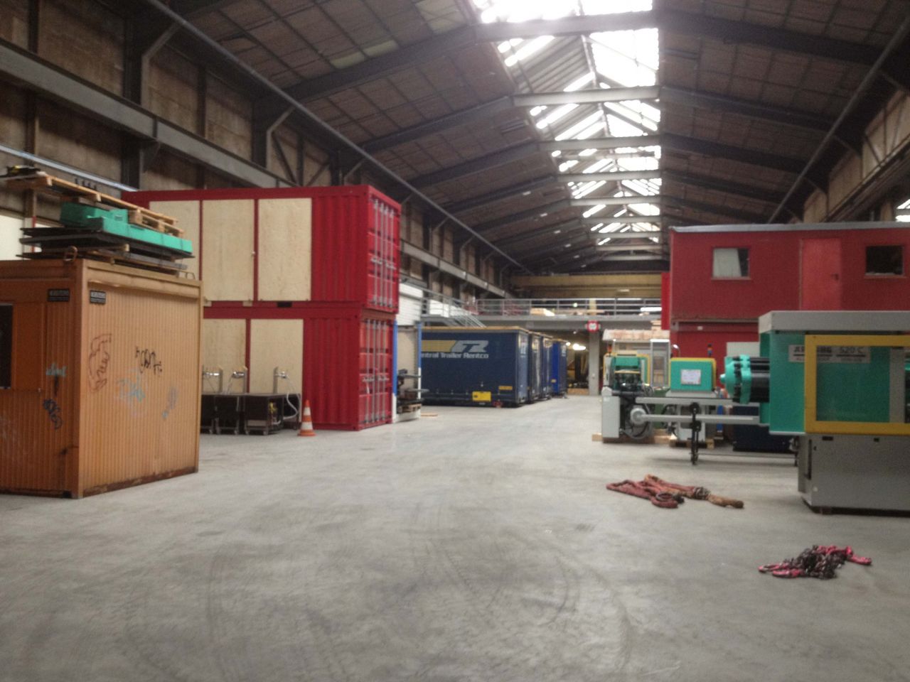 Unsere Lagerhallen