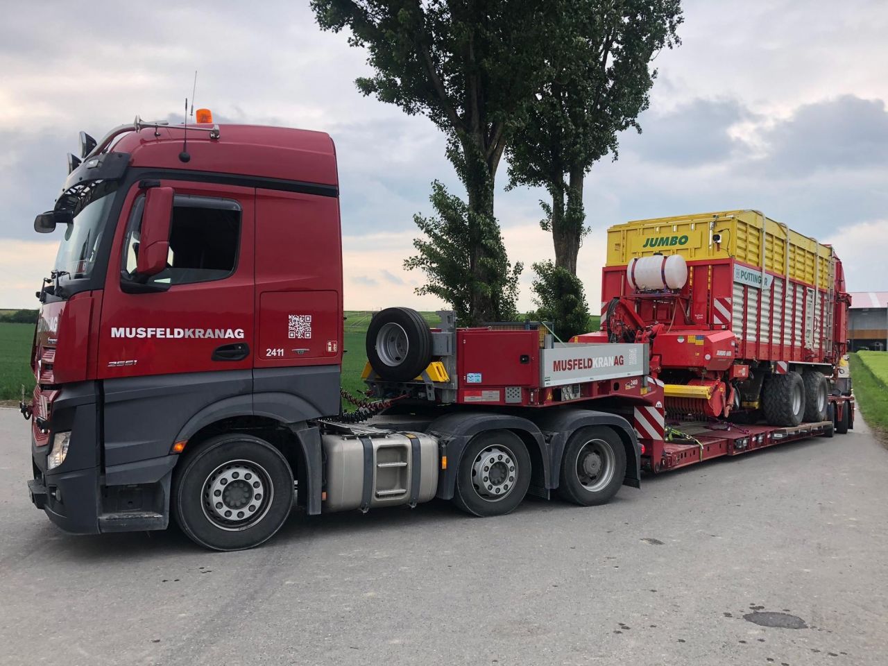 Transporte mit Tiefbett